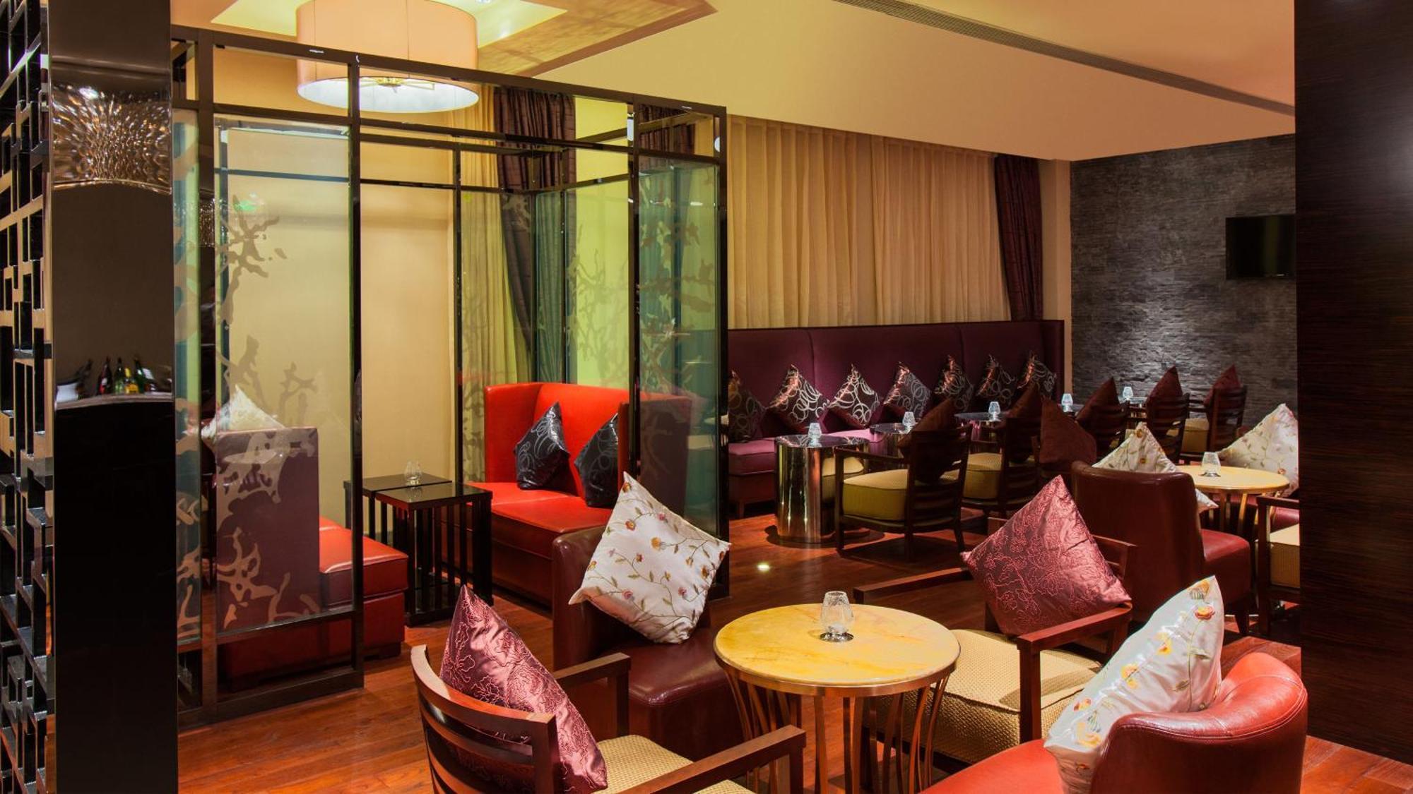 Holiday Inn Resort Chaohu Hot Spring By Ihg Hefei Exterior foto